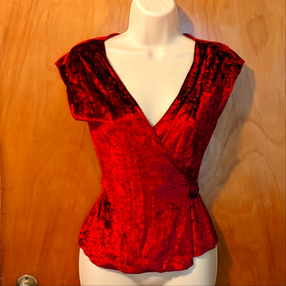 BR red velvet wrap top